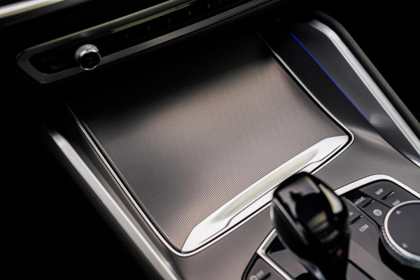 BMW X6 XDrive40i High Executive | M-performance | Driving Assisted Professional | Elektrische trekhaak | Panorama | Nappa leder