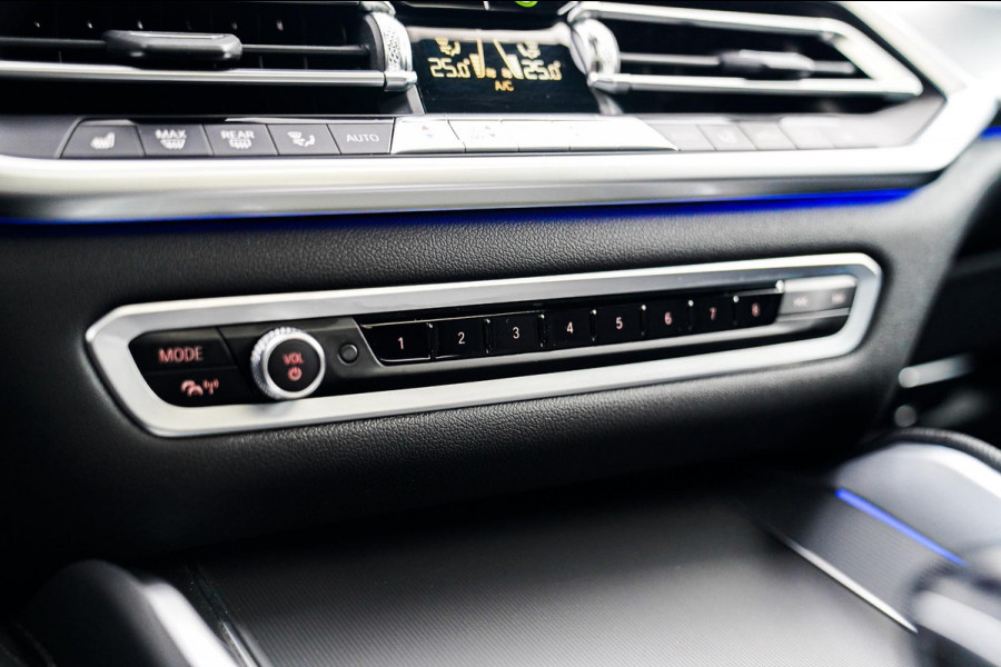 BMW X6 XDrive40i High Executive | M-performance | Driving Assisted Professional | Elektrische trekhaak | Panorama | Nappa leder