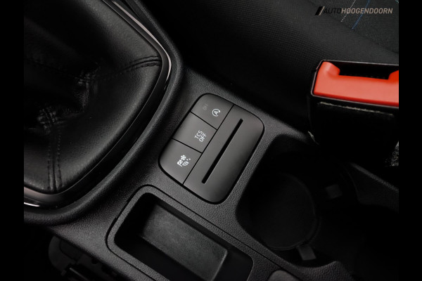Ford Fiesta 1.1 Trend Sportive (APPLE CARPLAY,LED VERLICHTING,PARKEERSENSOREN,CLIMATE,CRUISE,SPORTSTOELEN,NIEUWE APK,TOPCONDITIE)