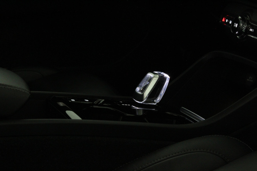 Volvo XC40 1.5 T5 Recharge Ultimate Bright Pano.schuif/Leer/Memory/Harman Kardon
