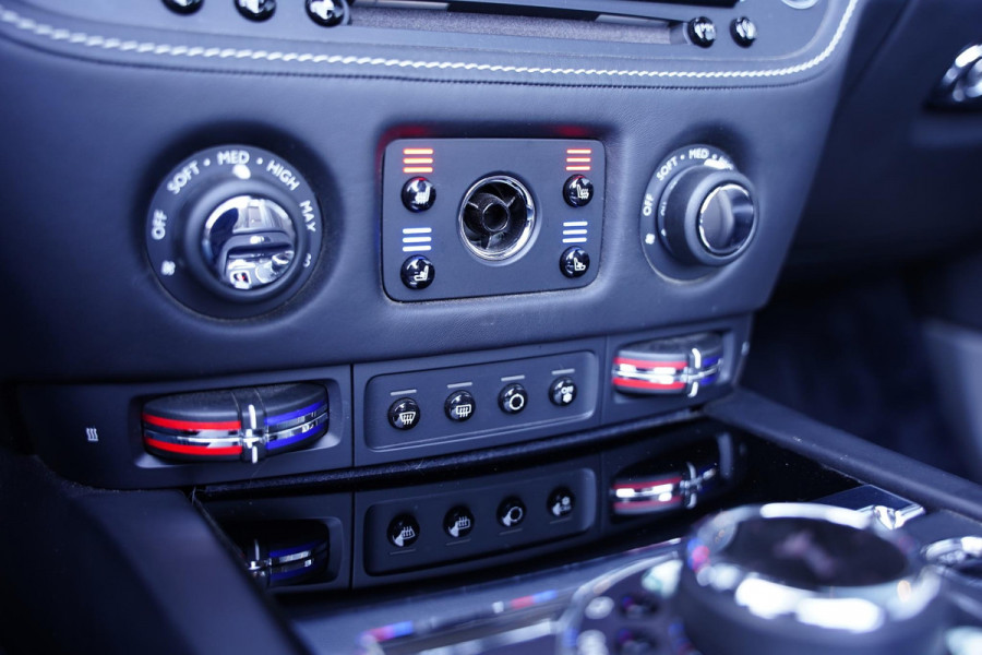 Rolls-Royce Dawn 6.6 V12 New Service Rolls Royce Cologne