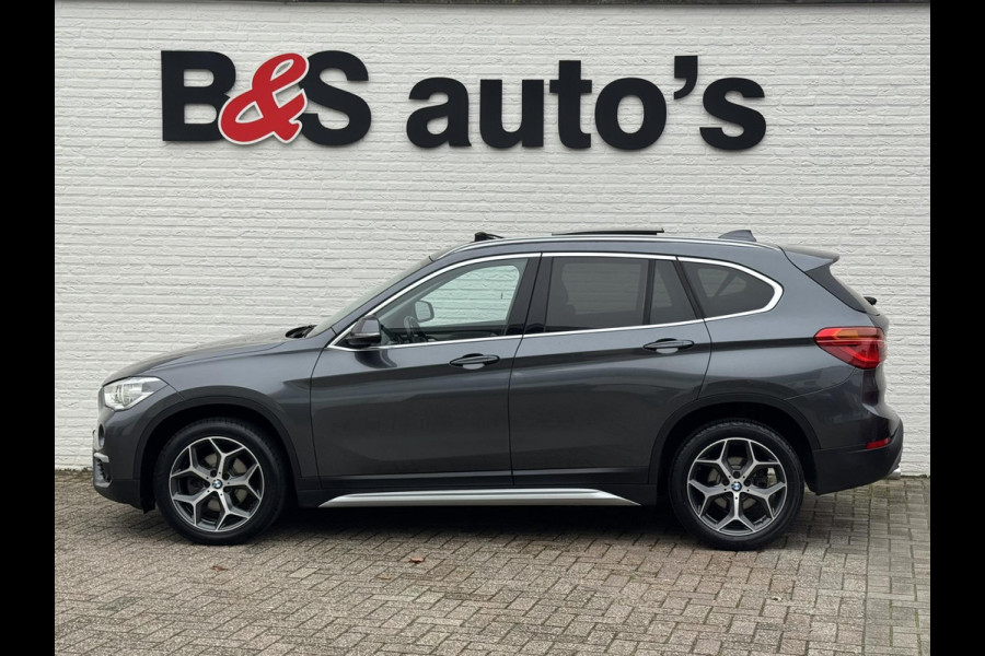 BMW X1 SDrive18i High Executive M-sport Panorama Led Keyless Leder+verwarming Cruise