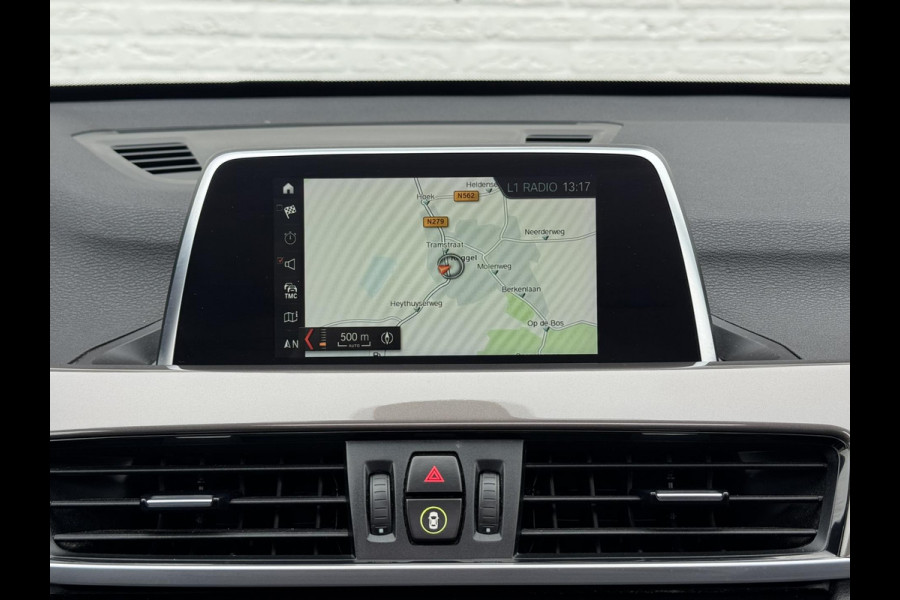 BMW X1 SDrive18i High Executive M-sport Panorama Led Keyless Leder+verwarming Cruise