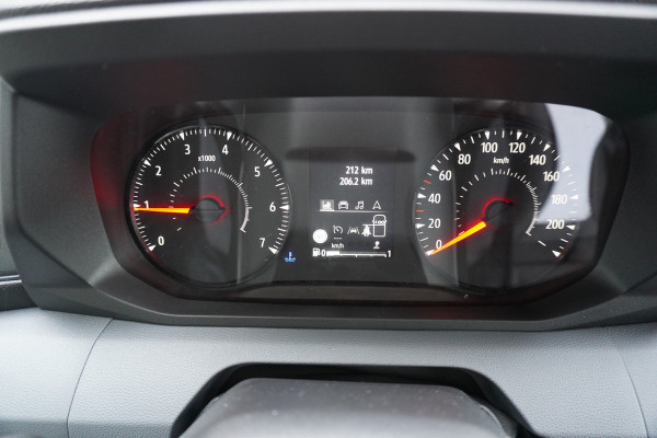 Renault Master T35 2.0 dCi 170PK L2H2 Extra nr. V156 | Airco | Navi | Cruise | Camera