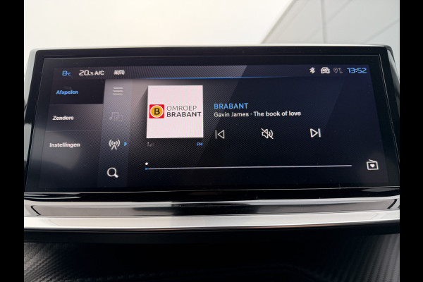 Peugeot 208 100pk Allure Pack (Camera - LED - Automatische Airco - Parkeersensoren V+A - Apple Carplay - Navigatie)