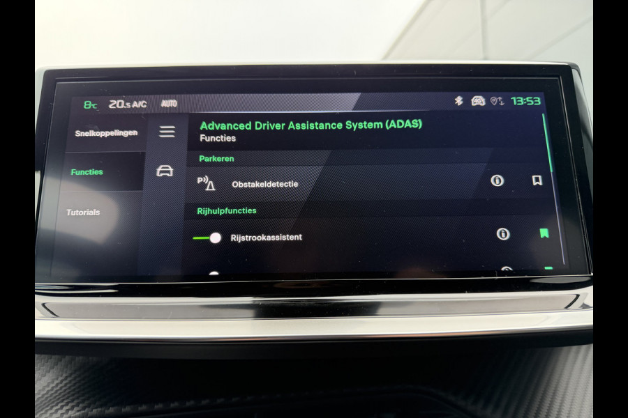 Peugeot 208 100pk Allure Pack (Camera - LED - Automatische Airco - Parkeersensoren V+A - Apple Carplay - Navigatie)