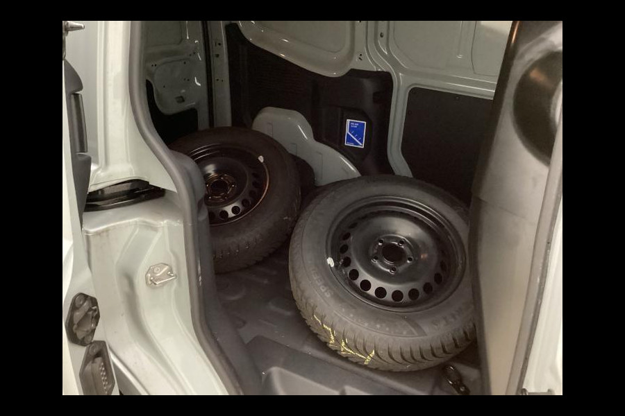 Ford Transit Courier 1.0 EcoBoost Base 100pk | Achteruitrijcamera | SYNC 4 | Parkeersensoren achter | Reserve Wiel | Verlengde fabrieksgarantie tot 11-2028