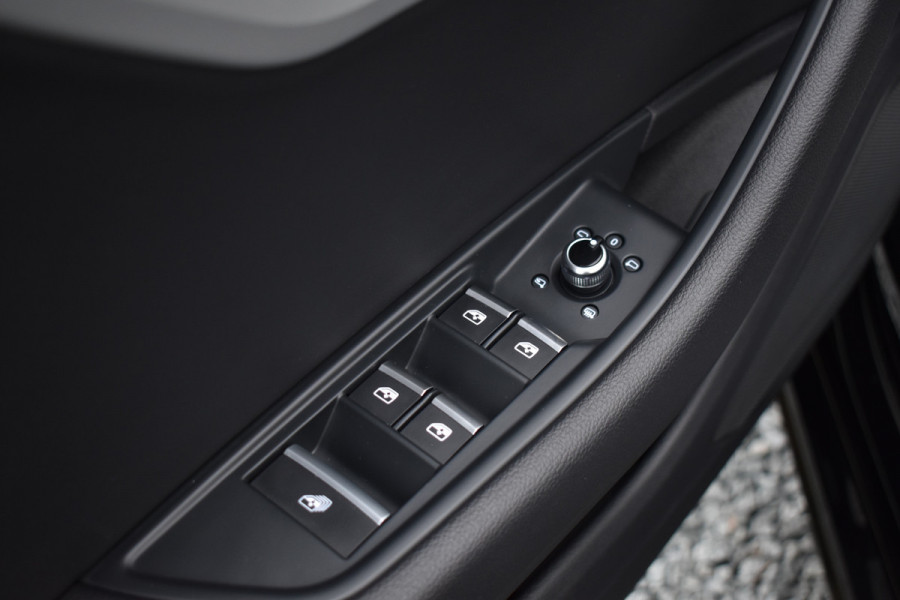 Audi A5 Cabriolet 40 TFSI 204PK S-TRONIC ADVANCED EDITION CAMERA/NAVI/LEDER