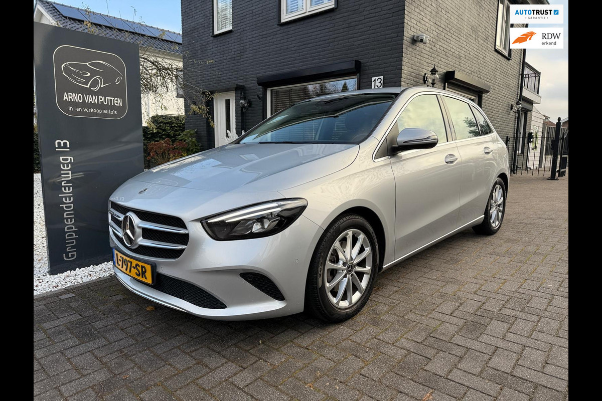 Mercedes-Benz B-Klasse 200 Business Solution / Widescreen / Camera