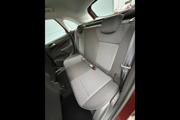 Opel Crossland X 82pk Online Edition (Trekhaak - Apple Carplay - Navigatie - Airco - Parkeersensoren)