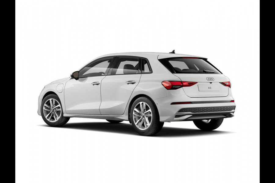 Audi A3 Sportback Pro Line 40 TFSI e 204 pk | Parkeerhulp plus | Stoelverwarming voor | Automatische klimaatregeling | Audi smartphone interface |