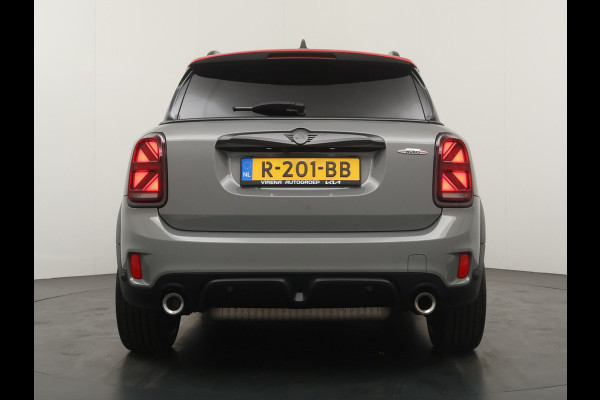 MINI Countryman 2.0 John Cooper Works ALL4 White Silver Edition Automaat - Airco - Apple Carplay/Android Auto - Cruise Control -KeyLess Entry - Panorama Dak - Lederen Bekleding - Voorstoelen Verwarmd - 12 Maanden BOVAG Garantie