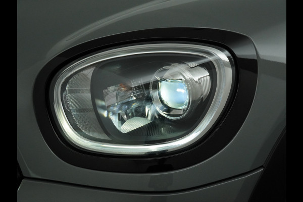 MINI Countryman 2.0 John Cooper Works ALL4 White Silver Edition Automaat - Airco - Apple Carplay/Android Auto - Cruise Control -KeyLess Entry - Panorama Dak - Lederen Bekleding - Voorstoelen Verwarmd - 12 Maanden BOVAG Garantie