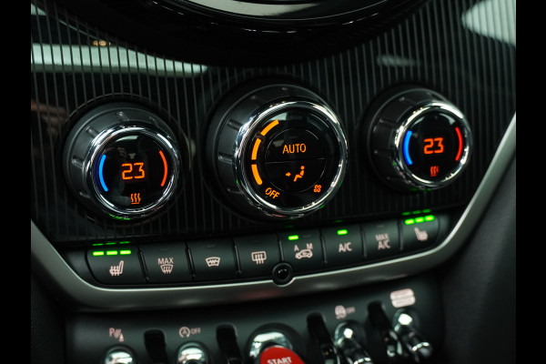 MINI Countryman 2.0 John Cooper Works ALL4 White Silver Edition Automaat - Airco - Apple Carplay/Android Auto - Cruise Control -KeyLess Entry - Panorama Dak - Lederen Bekleding - Voorstoelen Verwarmd - 12 Maanden BOVAG Garantie