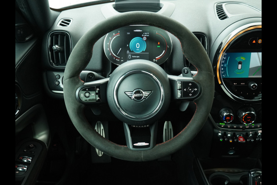 MINI Countryman 2.0 John Cooper Works ALL4 White Silver Edition Automaat - Airco - Apple Carplay/Android Auto - Cruise Control -KeyLess Entry - Panorama Dak - Lederen Bekleding - Voorstoelen Verwarmd - 12 Maanden BOVAG Garantie