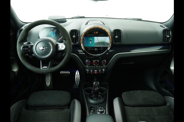 MINI Countryman 2.0 John Cooper Works ALL4 White Silver Edition Automaat - Airco - Apple Carplay/Android Auto - Cruise Control -KeyLess Entry - Panorama Dak - Lederen Bekleding - Voorstoelen Verwarmd - 12 Maanden BOVAG Garantie