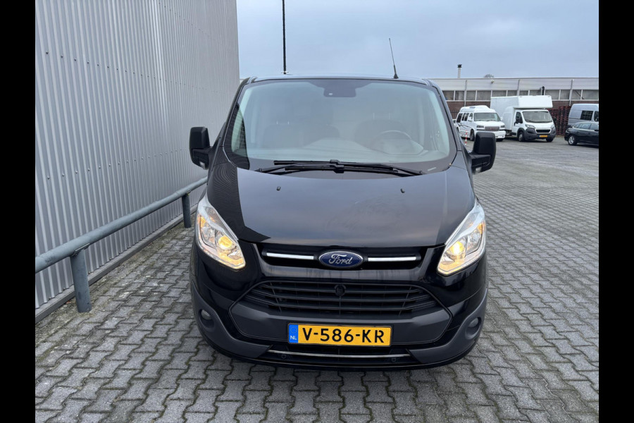Ford Transit Custom 270 2.0 TDCI L1H1*A/C*CRUISE*NAVI*HAAK*CAM*3PERS*