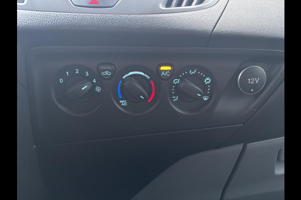 Ford Transit Custom 270 2.0 TDCI L1H1*A/C*CRUISE*NAVI*HAAK*CAM*3PERS*