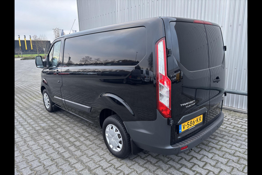 Ford Transit Custom 270 2.0 TDCI L1H1*A/C*CRUISE*NAVI*HAAK*CAM*3PERS*