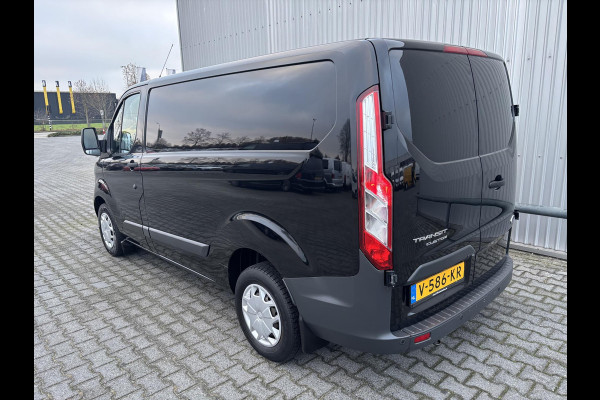 Ford Transit Custom 270 2.0 TDCI L1H1*A/C*CRUISE*NAVI*HAAK*CAM*3PERS*