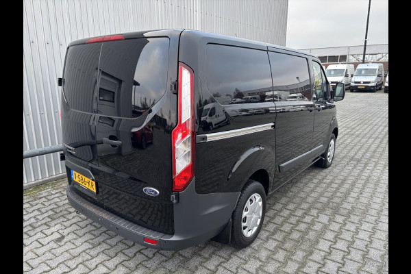 Ford Transit Custom 270 2.0 TDCI L1H1*A/C*CRUISE*NAVI*HAAK*CAM*3PERS*
