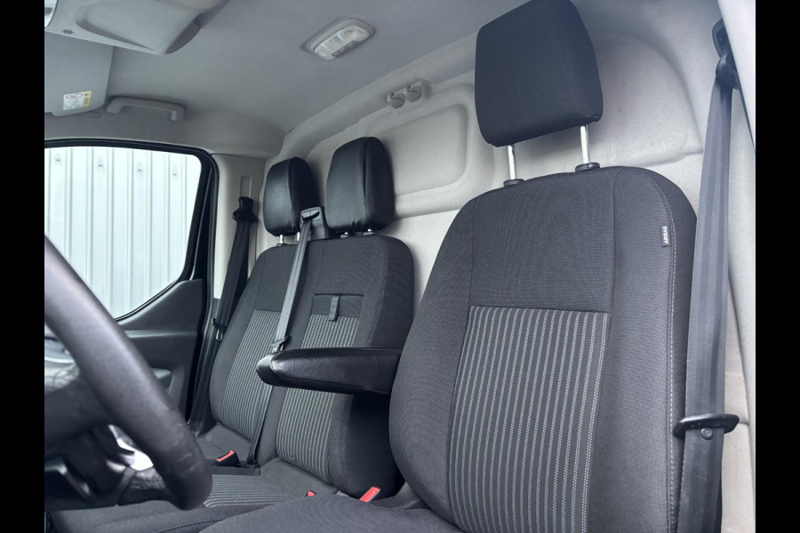 Ford Transit Custom 270 2.0 TDCI L1H1*A/C*CRUISE*NAVI*HAAK*CAM*3PERS*