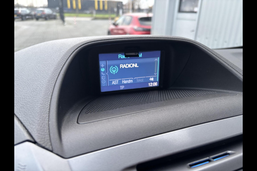 Ford Transit Custom 270 2.0 TDCI L1H1*A/C*CRUISE*NAVI*HAAK*CAM*3PERS*