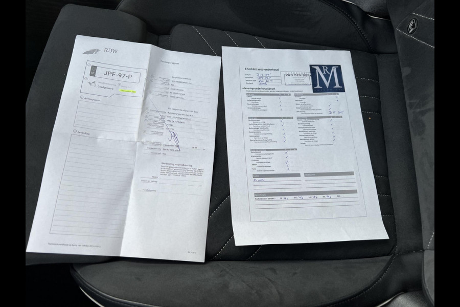 Audi Q4 Sportback e-tron 45 quattro S LINE 77 kWh VAN: 40.900,- VOOR: 37.770,- UW EINDEJAARSVOORDEEL: 3.130,- EURO | HALF LEDER | ELECTR ACHTERKLEP | SONOS AUDIO | CAMERA | ELECTR ACHTERKLEP | RIJKLAARPRIJS!