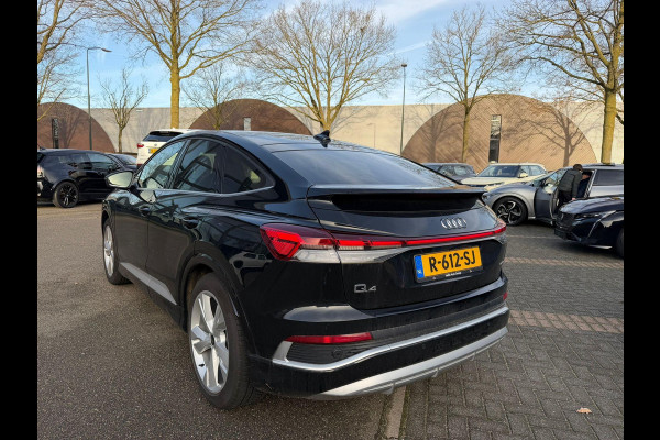 Audi Q4 Sportback e-tron 45 quattro S LINE 77 kWh VAN: 40.900,- VOOR: 37.770,- UW EINDEJAARSVOORDEEL: 3.130,- EURO | HALF LEDER | ELECTR ACHTERKLEP | SONOS AUDIO | CAMERA | ELECTR ACHTERKLEP | RIJKLAARPRIJS!