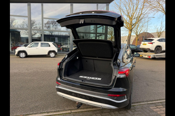 Audi Q4 Sportback e-tron 45 quattro S LINE 77 kWh VAN: 40.900,- VOOR: 37.770,- UW EINDEJAARSVOORDEEL: 3.130,- EURO | HALF LEDER | ELECTR ACHTERKLEP | SONOS AUDIO | CAMERA | ELECTR ACHTERKLEP | RIJKLAARPRIJS!