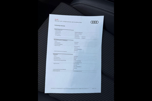 Audi Q4 Sportback e-tron 45 quattro S LINE 77 kWh VAN: 40.900,- VOOR: 37.770,- UW EINDEJAARSVOORDEEL: 3.130,- EURO | HALF LEDER | ELECTR ACHTERKLEP | SONOS AUDIO | CAMERA | ELECTR ACHTERKLEP | RIJKLAARPRIJS!