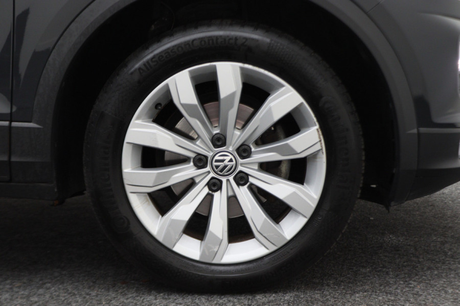 Volkswagen T-Roc 1.5 TSI Automaat Camera, Navigatie, ACC, Climate, LED, PDC