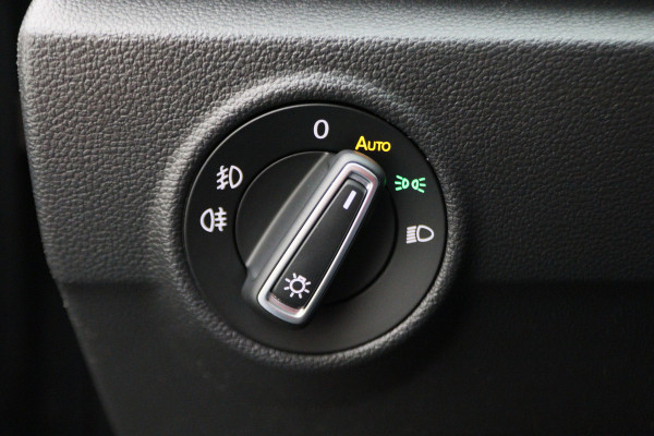 Volkswagen T-Roc 1.5 TSI Automaat Camera, Navigatie, ACC, Climate, LED, PDC