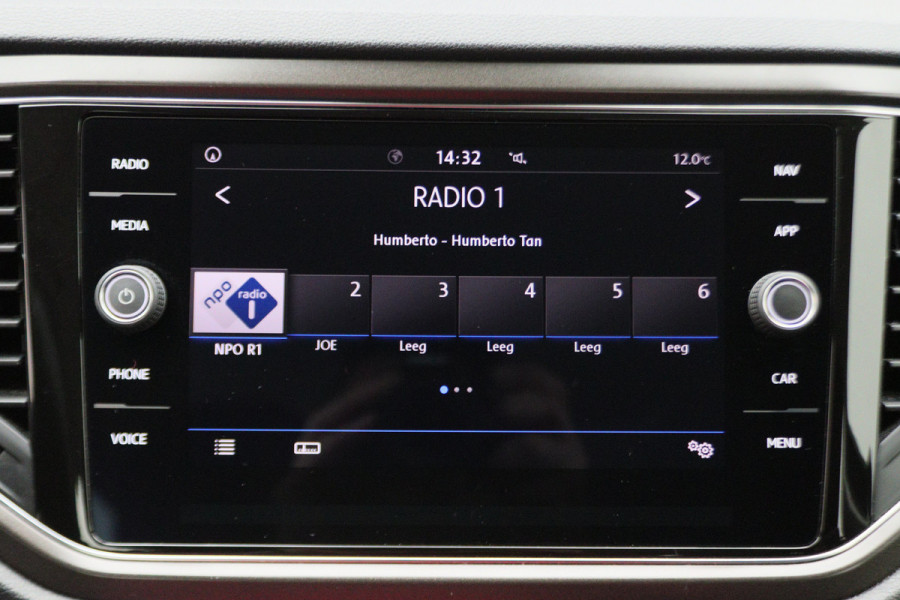 Volkswagen T-Roc 1.5 TSI Automaat Camera, Navigatie, ACC, Climate, LED, PDC