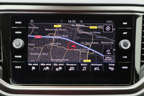 Volkswagen T-Roc 1.5 TSI Automaat Camera, Navigatie, ACC, Climate, LED, PDC