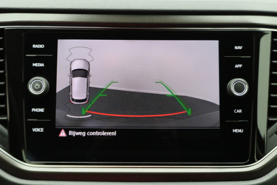 Volkswagen T-Roc 1.5 TSI Automaat Camera, Navigatie, ACC, Climate, LED, PDC