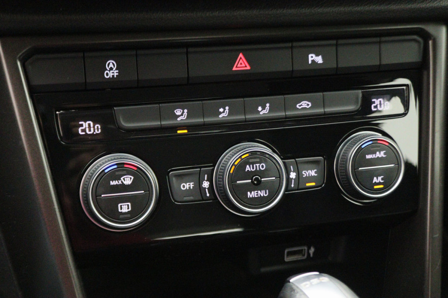 Volkswagen T-Roc 1.5 TSI Automaat Camera, Navigatie, ACC, Climate, LED, PDC