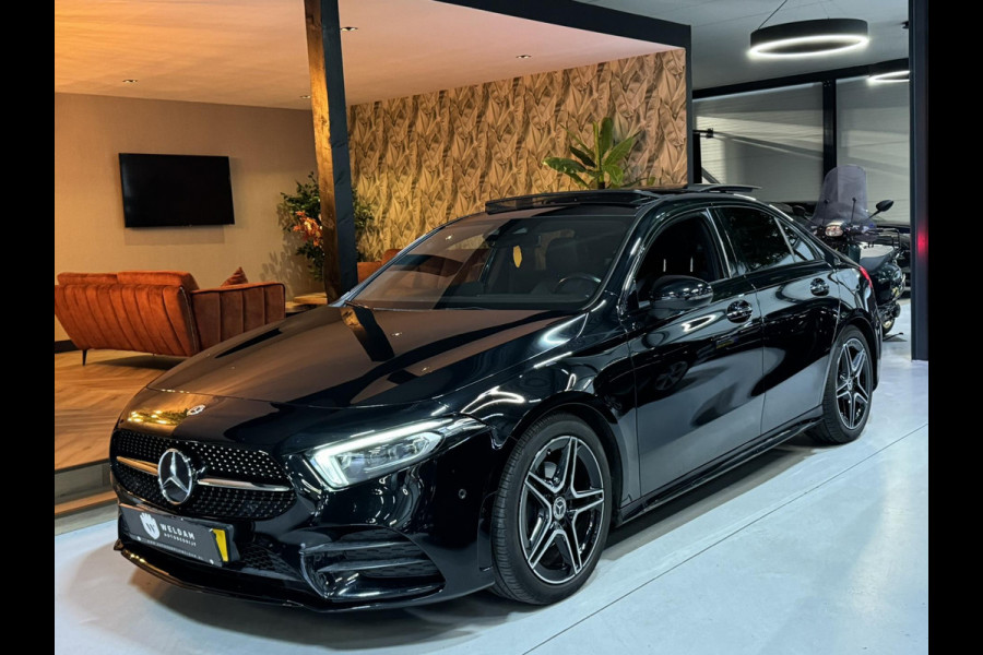 Mercedes-Benz A-Klasse 180 Business Solution AMG Garantie NAP Memory Pano Ambient Carplay Night Cruise Clima Navi Led Dab Rijklaar