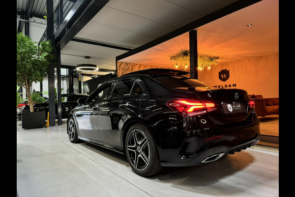 Mercedes-Benz A-Klasse 180 Business Solution AMG Garantie NAP Memory Pano Ambient Carplay Night Cruise Clima Navi Led Dab Rijklaar