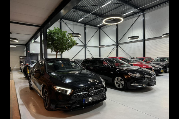 Mercedes-Benz A-Klasse 180 Business Solution AMG Garantie NAP Memory Pano Ambient Carplay Night Cruise Clima Navi Led Dab Rijklaar