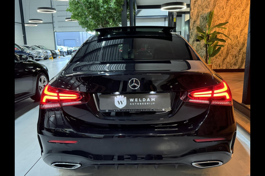 Mercedes-Benz A-Klasse 180 Business Solution AMG Garantie NAP Memory Pano Ambient Carplay Night Cruise Clima Navi Led Dab Rijklaar