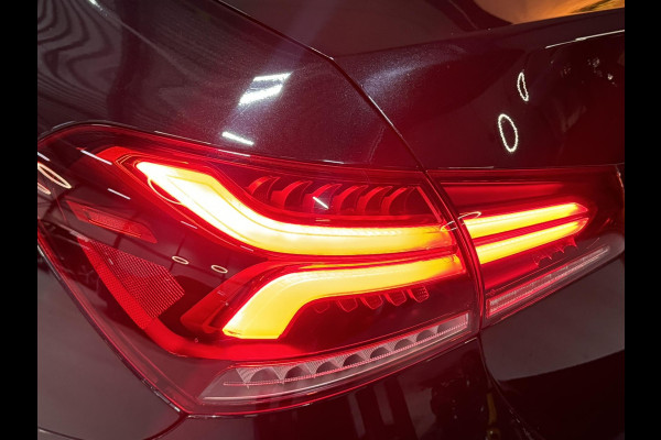 Mercedes-Benz A-Klasse 180 Business Solution AMG Garantie NAP Memory Pano Ambient Carplay Night Cruise Clima Navi Led Dab Rijklaar