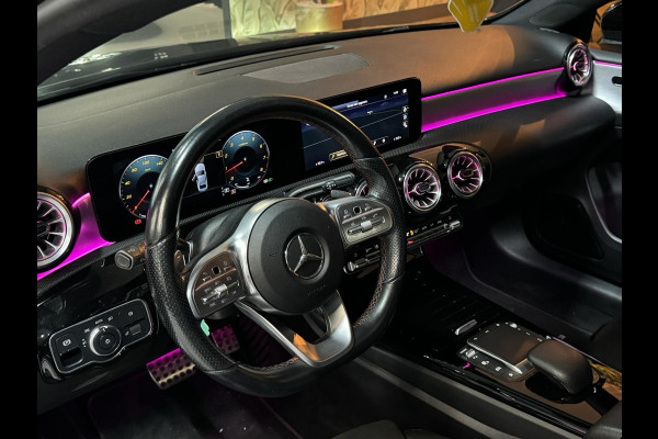 Mercedes-Benz A-Klasse 180 Business Solution AMG Garantie NAP Memory Pano Ambient Carplay Night Cruise Clima Navi Led Dab Rijklaar