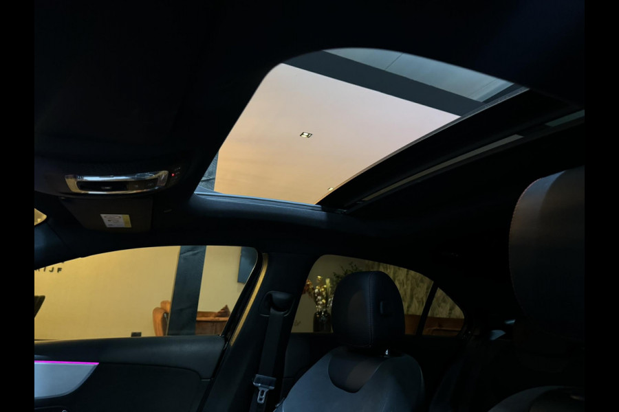 Mercedes-Benz A-Klasse 180 Business Solution AMG Garantie NAP Memory Pano Ambient Carplay Night Cruise Clima Navi Led Dab Rijklaar
