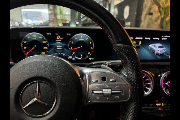 Mercedes-Benz A-Klasse 180 Business Solution AMG Garantie NAP Memory Pano Ambient Carplay Night Cruise Clima Navi Led Dab Rijklaar