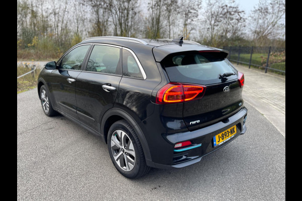 Kia e-Niro DynamicLine 64 kWh BEV Elektrisch APPEL- CARPLAY LEER NAVIGATIE CAMERA