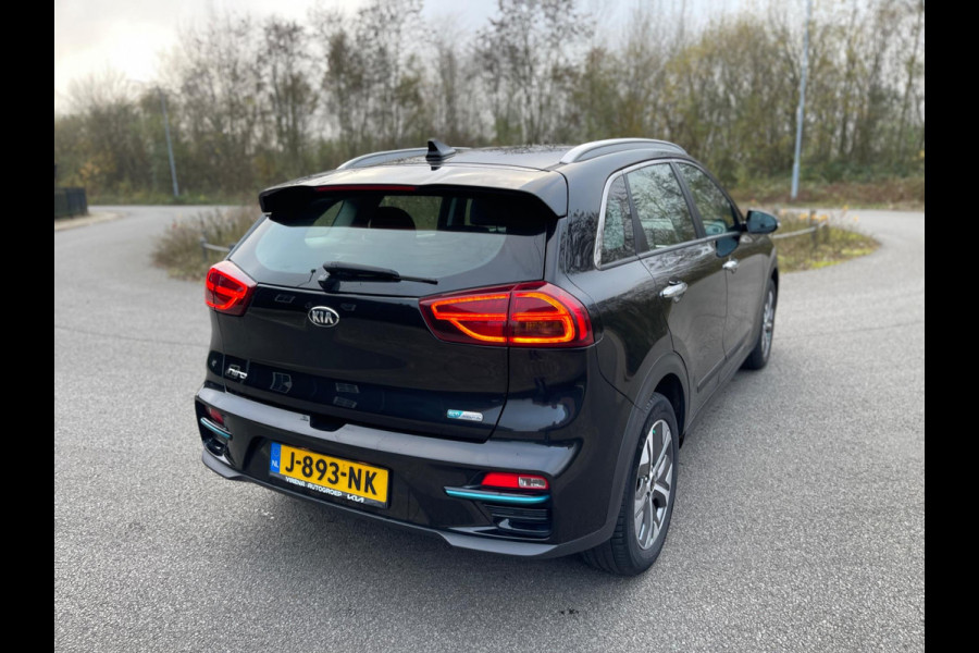 Kia e-Niro DynamicLine 64 kWh BEV Elektrisch APPEL- CARPLAY LEER NAVIGATIE CAMERA