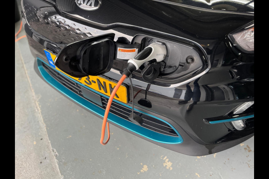 Kia e-Niro DynamicLine 64 kWh BEV Elektrisch APPEL- CARPLAY LEER NAVIGATIE CAMERA