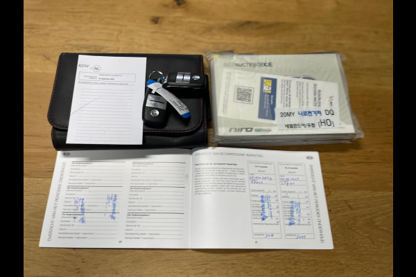 Kia e-Niro DynamicLine 64 kWh BEV Elektrisch APPEL- CARPLAY LEER NAVIGATIE CAMERA