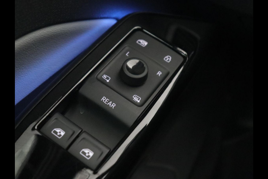 Volkswagen ID.3 First Plus 58 kWh | Stoel & stuurverwarming | Matrix LED | Adaptive cruise | Carplay | Sfeerverlichting | Camera | Navigatie | DAB | Keyless | Parkeerhulp | Climate control